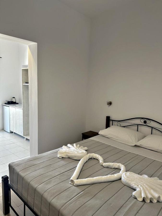 Santorini Style Rooms Vóthon エクステリア 写真